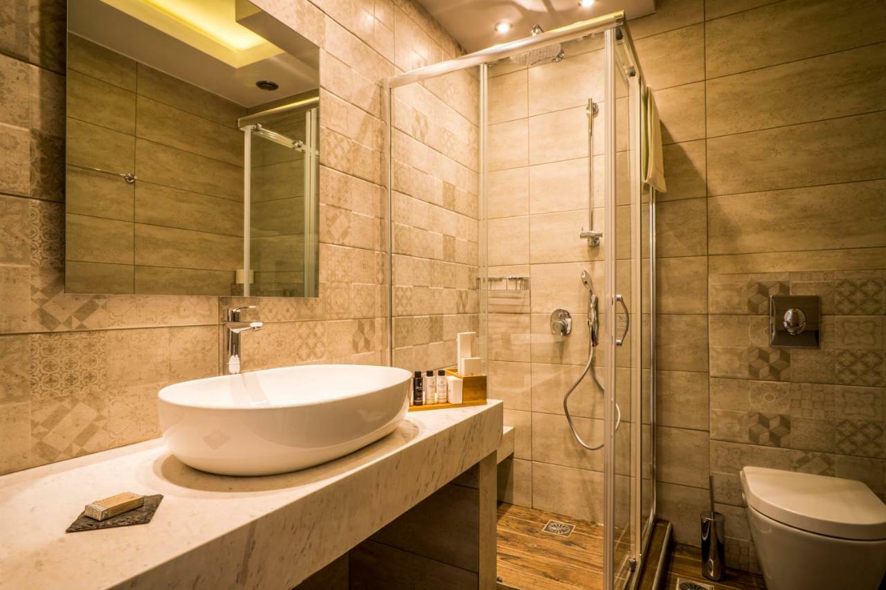 Talos Luxury Suites Конупідьяна Екстер'єр фото