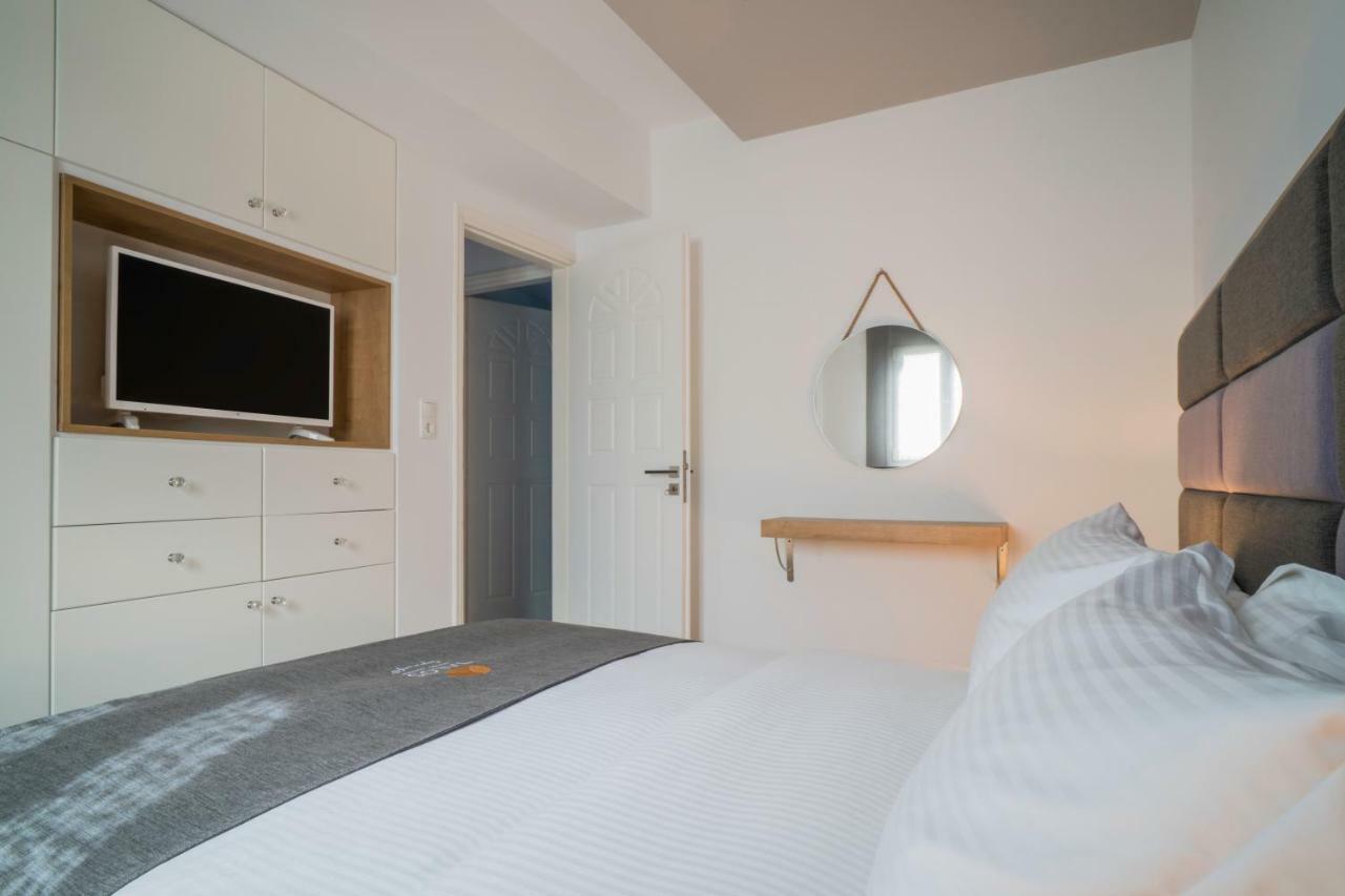 Talos Luxury Suites Конупідьяна Екстер'єр фото